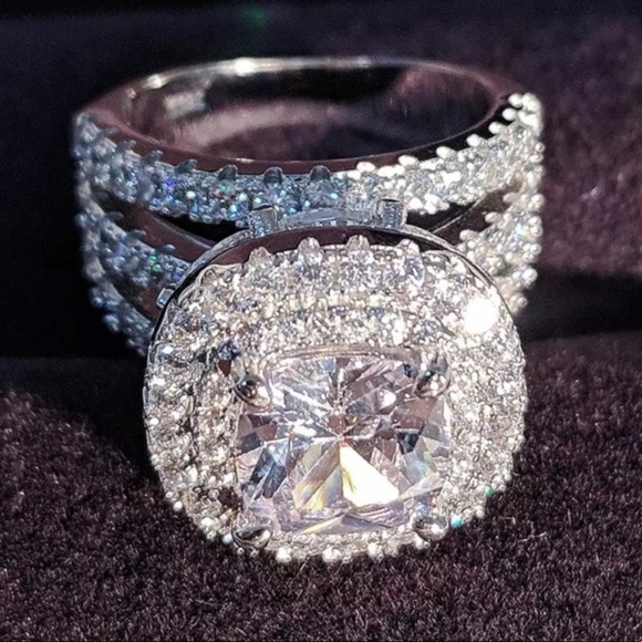 NEW 925 STERLING SILVER DIAMOND HALO RING - Picture 5 of 6